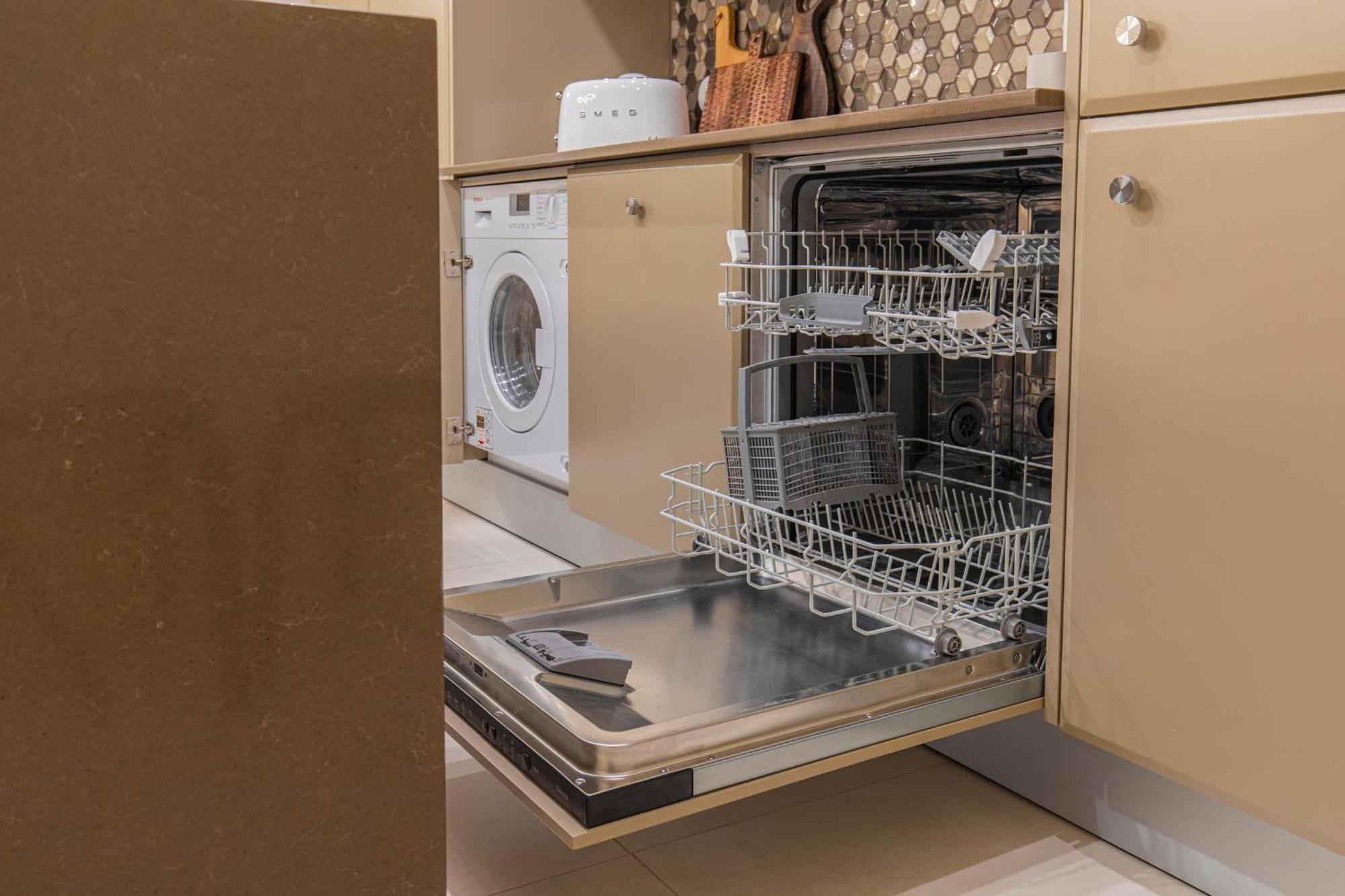Deluxe 2Bdr Apartment In Carcavelos By Lovelystay Esterno foto