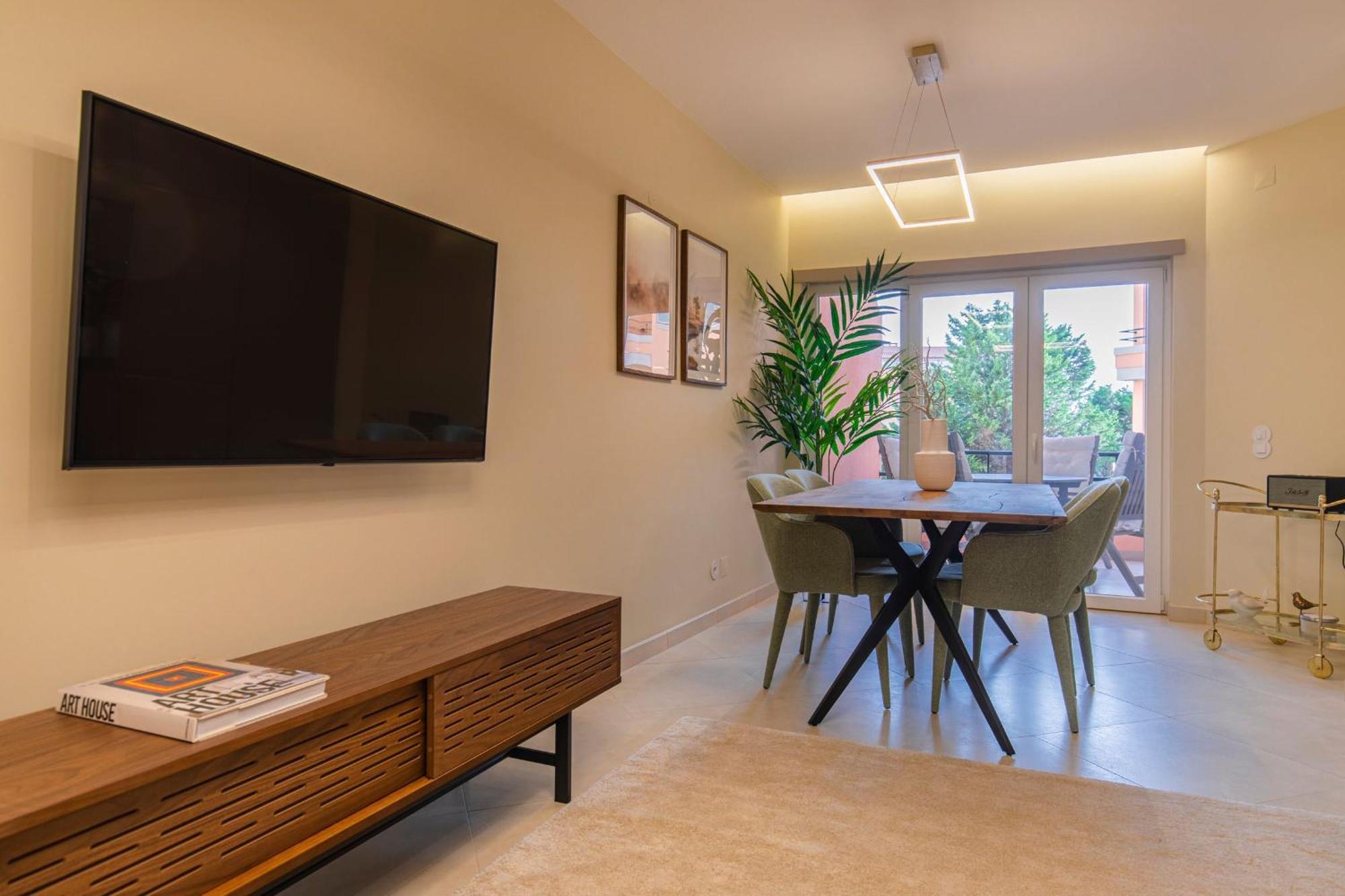 Deluxe 2Bdr Apartment In Carcavelos By Lovelystay Esterno foto